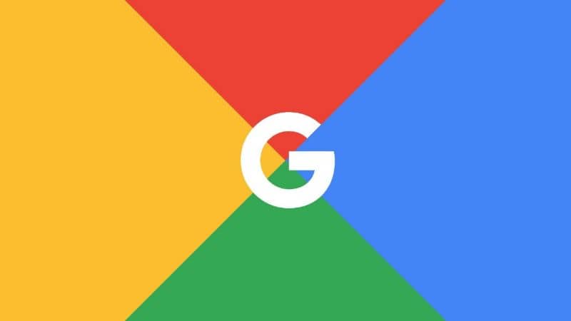 google con fondo colorido