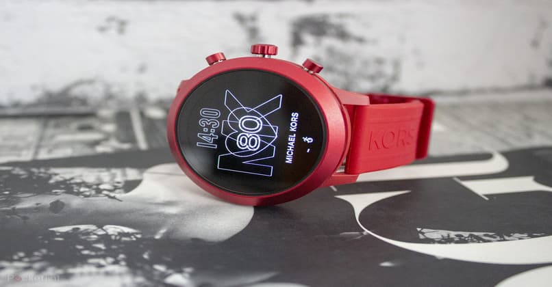 Cómo Resetear Correctamente tu Smartwatch Michael Kors? - Reloj Inteligente  | Descubre Cómo Hacerlo